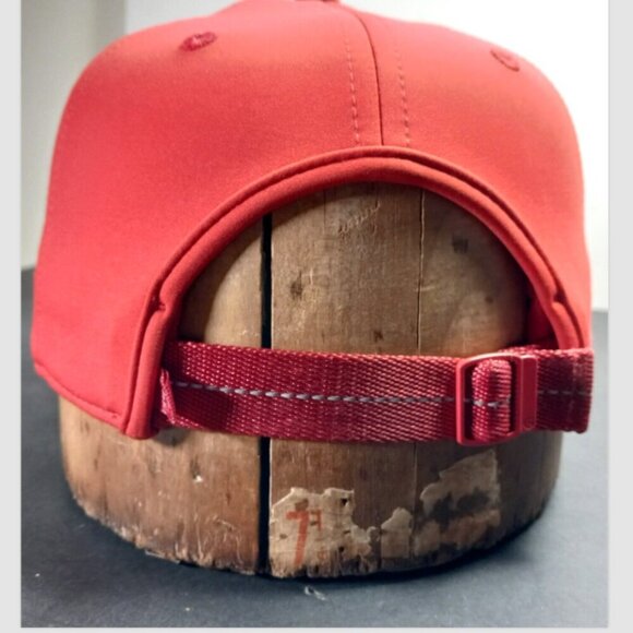 lululemon Ball Cap Hat Tomato Red Lined Adjustable Unisex - Picture 4 of 10